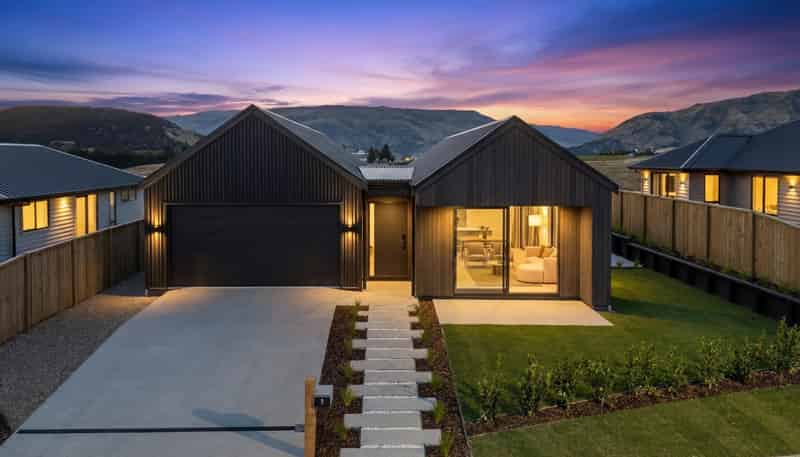 9 Stonehenge Road, Wanaka