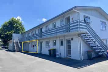 32a Wellington Street, Hamilton East