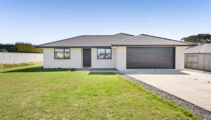 24 Bianca Crescent, Stratford