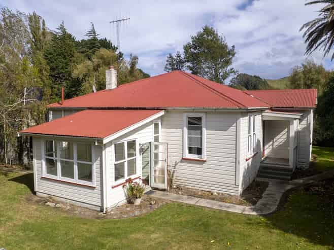 16451 Route 52, Masterton