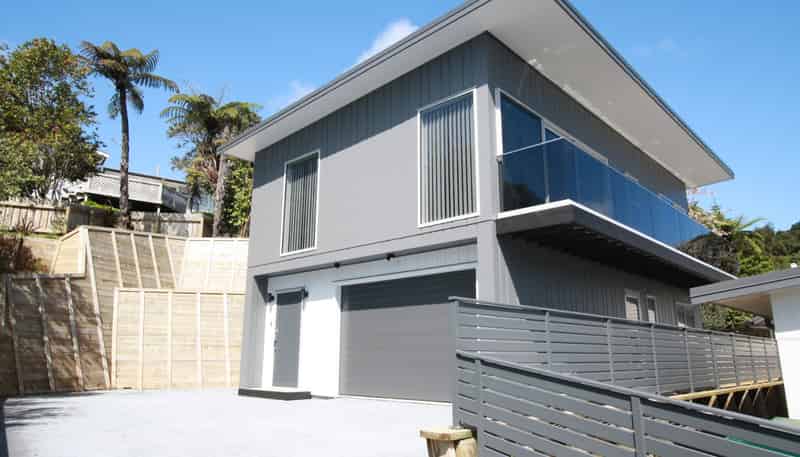 5A Waterloo Place, Westown