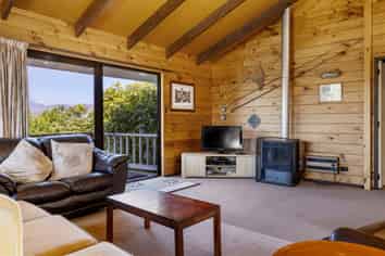 2/5 Pikikotuku Place, Kuratau