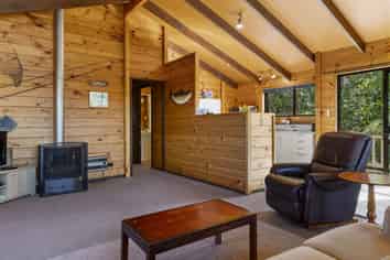 2/5 Pikikotuku Place, Kuratau