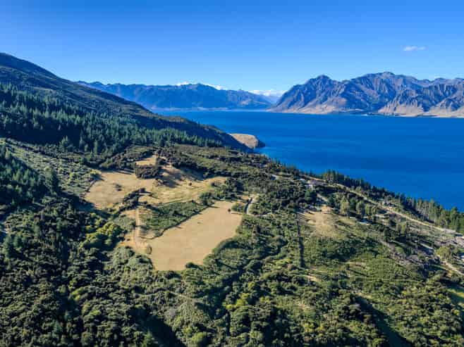 1147 Lake Hawea - Albert Town Road, Albert Town