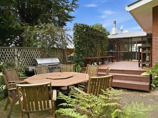 33 Simmonds Crescent, Springfield