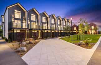 2/11 Donald Place, Saint Albans