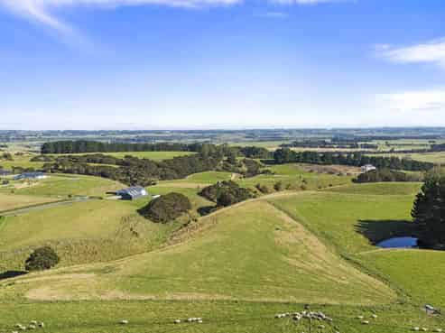 80 View Road, Halcombe