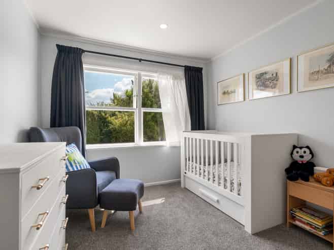 12 Erika Place, Fairview Downs