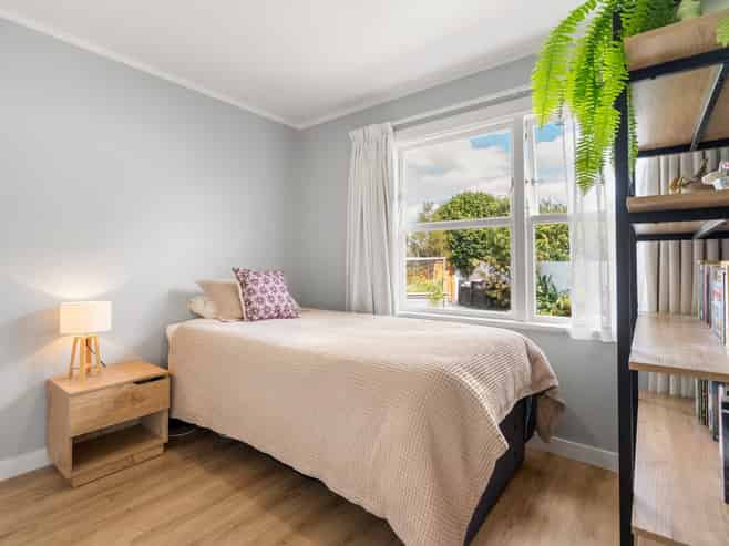 12 Erika Place, Fairview Downs