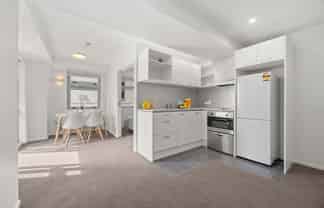 4J/135 Victoria Street West, Auckland Central