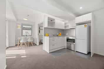 4J/135 Victoria Street West, Auckland Central