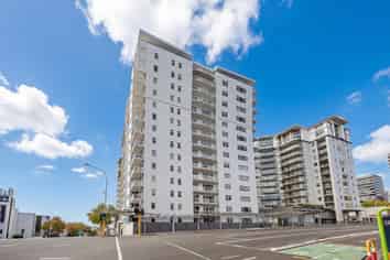 4J/135 Victoria Street West, Auckland Central