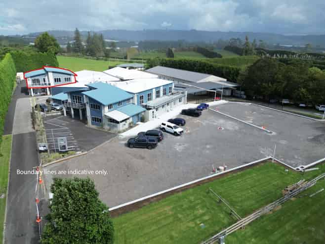 Upper Level Office with Deck in Te Puna