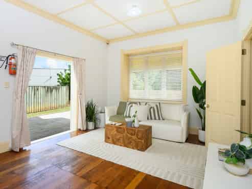 123 Riverside Drive, Parahaki
