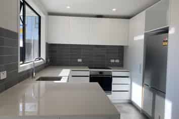 30b Collins Avenue, Tawa