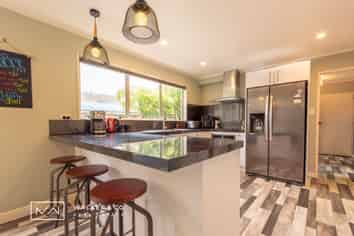 1 Roband Crescent, Brown Owl