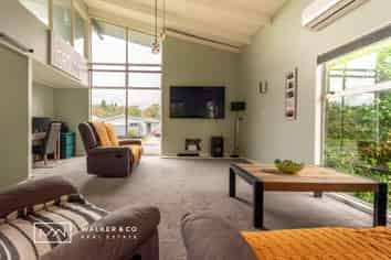 1 Roband Crescent, Brown Owl