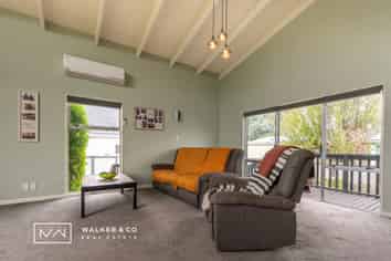 1 Roband Crescent, Brown Owl