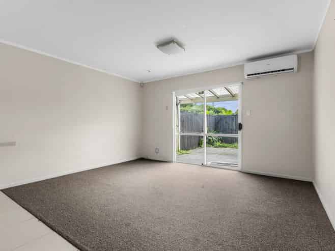 3/4 Takanini Road, Takanini