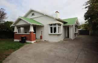 8 Ward Street, Palmerston North