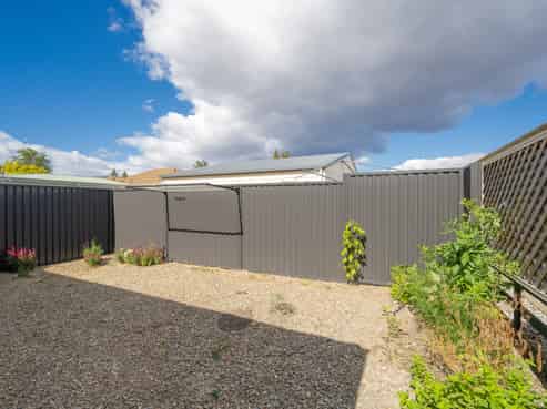1 and 2/12 Bantry Street, Alexandra
