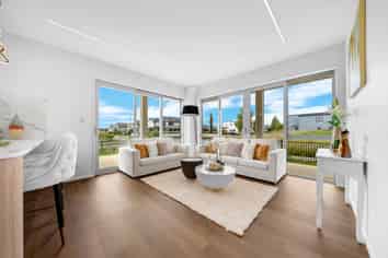 50 Hari Road, Karaka