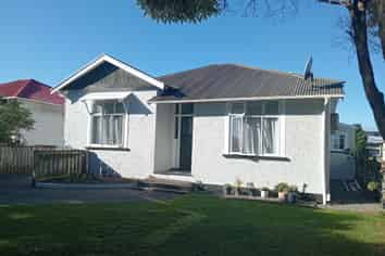 17 Worcester Street, West End