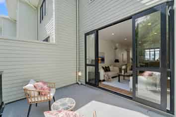 18/17 Lyon Avenue, Mount Albert