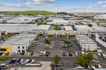 Work/live opportunity – ultimate flexible space