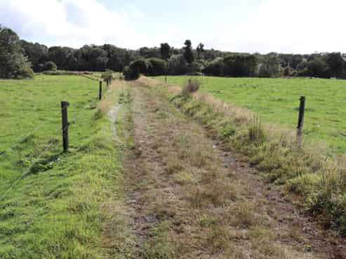 970 Pembroke Road West, Stratford