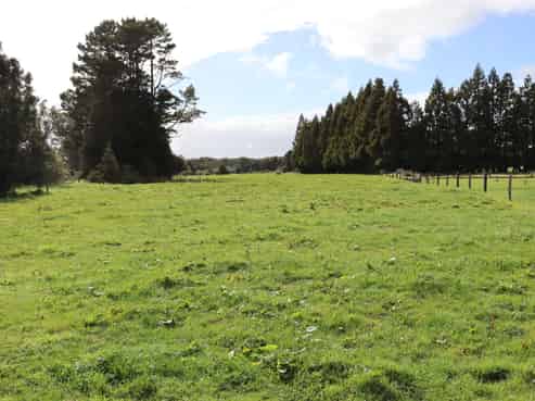 970 Pembroke Road West, Stratford