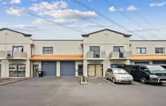 Work/live opportunity – ultimate flexible space