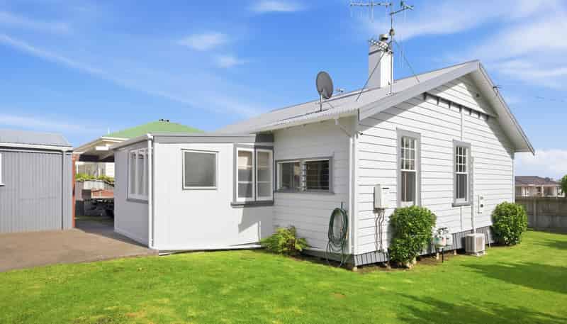 21 Brenan Street, Paeroa