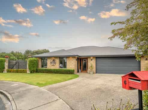 6 Robina Place, Gore