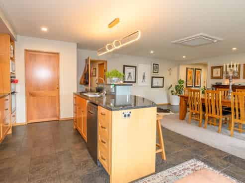 6 Robina Place, Gore