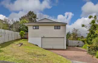 33 Tetrarch Place, Totara Vale
