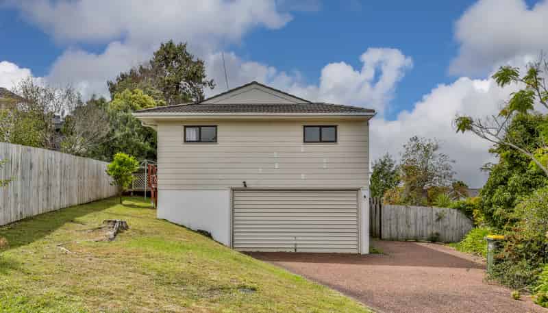 33 Tetrarch Place, Totara Vale