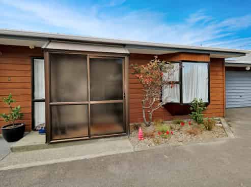 2/30 Rata Street, Naenae