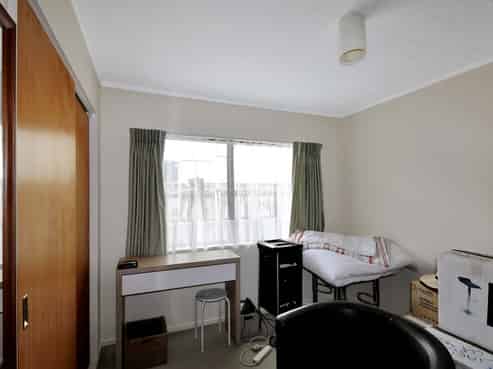 2/30 Rata Street, Naenae