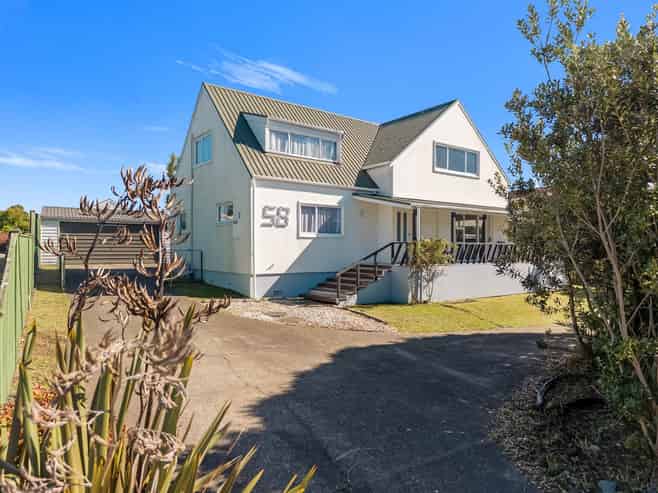 58 Fishermans Drive, Coastlands