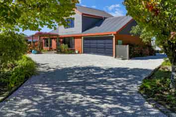 1 Totara Drive, Oxford