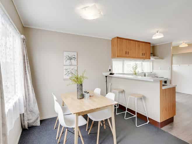 76A Kahikatea Drive, Melville