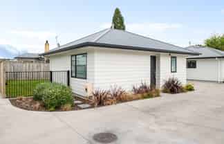 1/74 Claude Street, Fairfield