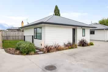 1/74 Claude Street, Fairfield