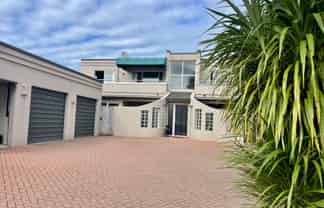 2/28 Third Avenue, Tauranga Central