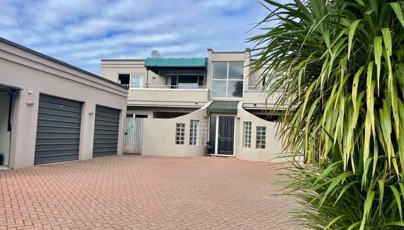 2/28 Third Avenue, Tauranga Central