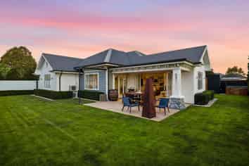 24 Providence Place, Redwood