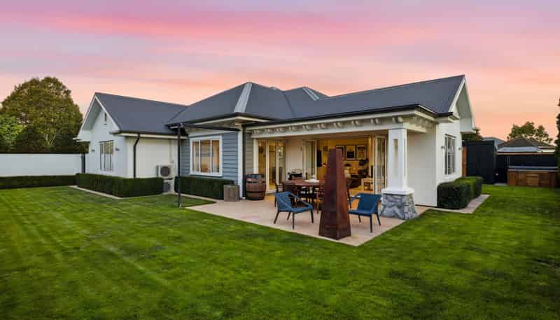 24 Providence Place, Redwood