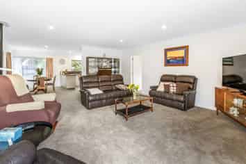 68 Highfields Drive, Katikati