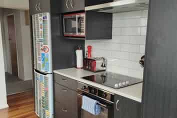 5 Repo St, Paraparaumu